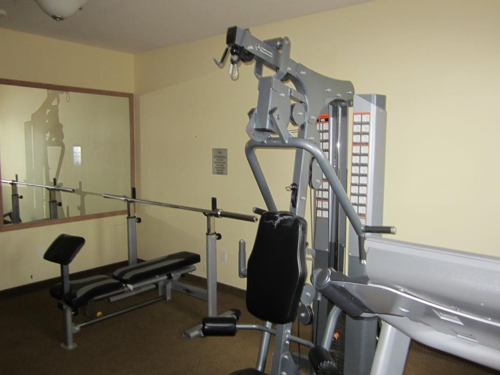Trend Mountain Hotel & Conference Centre Tumbler Ridge Extérieur photo